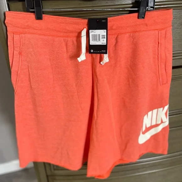 Men’s Nike Shorts - Picture 4 of 4